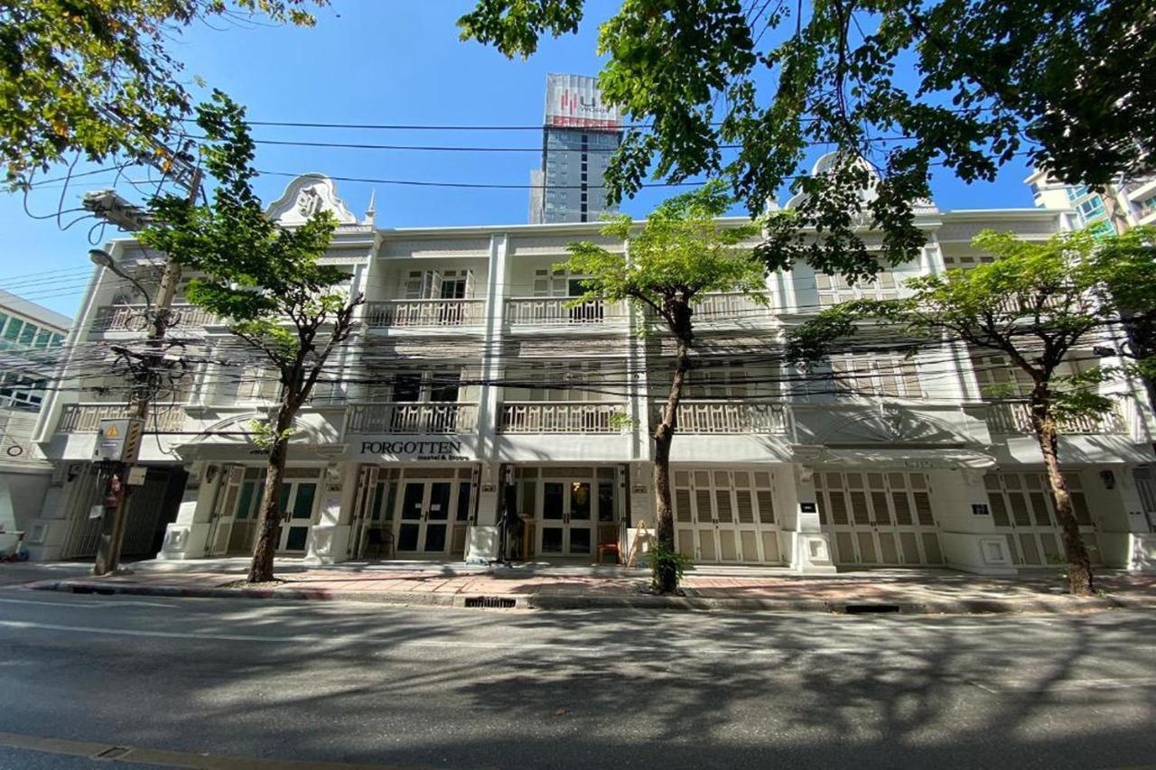Forgotten Hostel Silom Bangkok Exterior photo