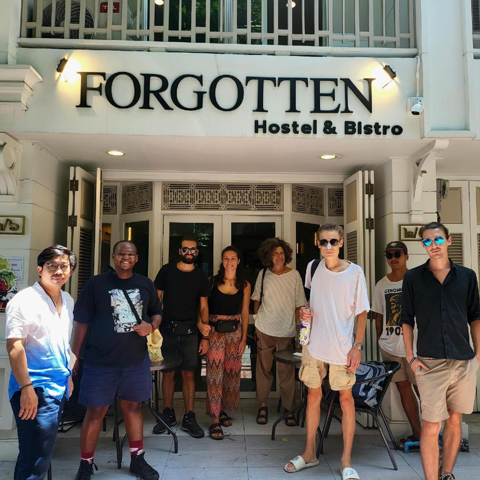 Forgotten Hostel Silom Bangkok Exterior photo